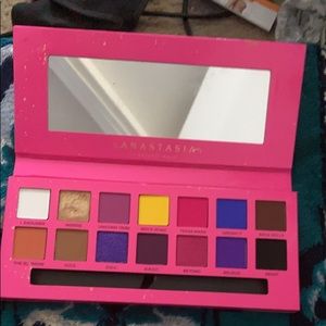 BN ABH x Alyssa Palette